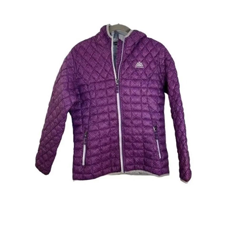 Snozu girls, purple quilted, full zip jacket with hood size 14/16